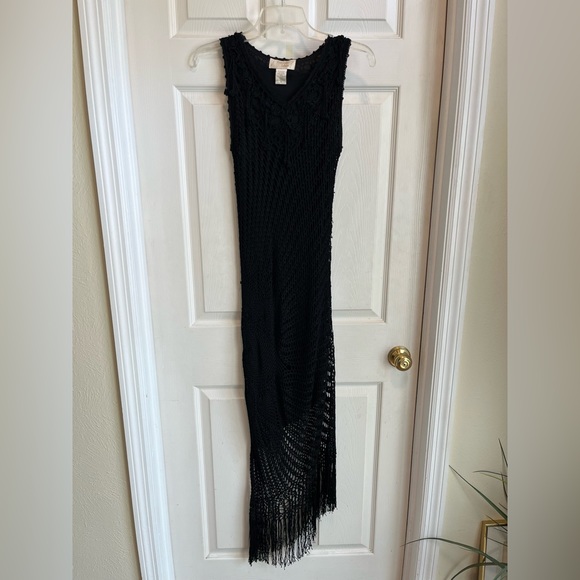 Y2K Flapper Crochet Maxi Dress w/Fringe Asymmetrical Hem line - Picture 4 of 16